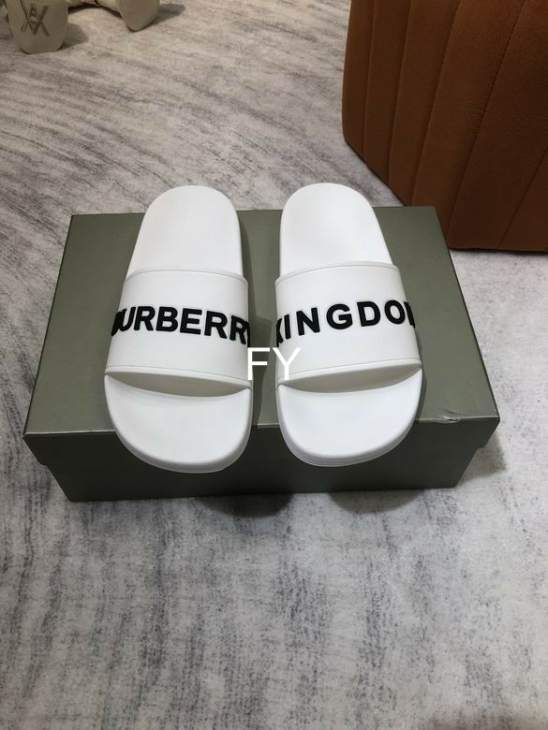 Picture of Burberry Slippers _SKUBurberrysz36-464Cnfy04033299